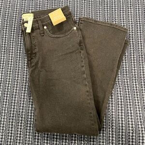 NWT Mid Rise Kick Out Jeans